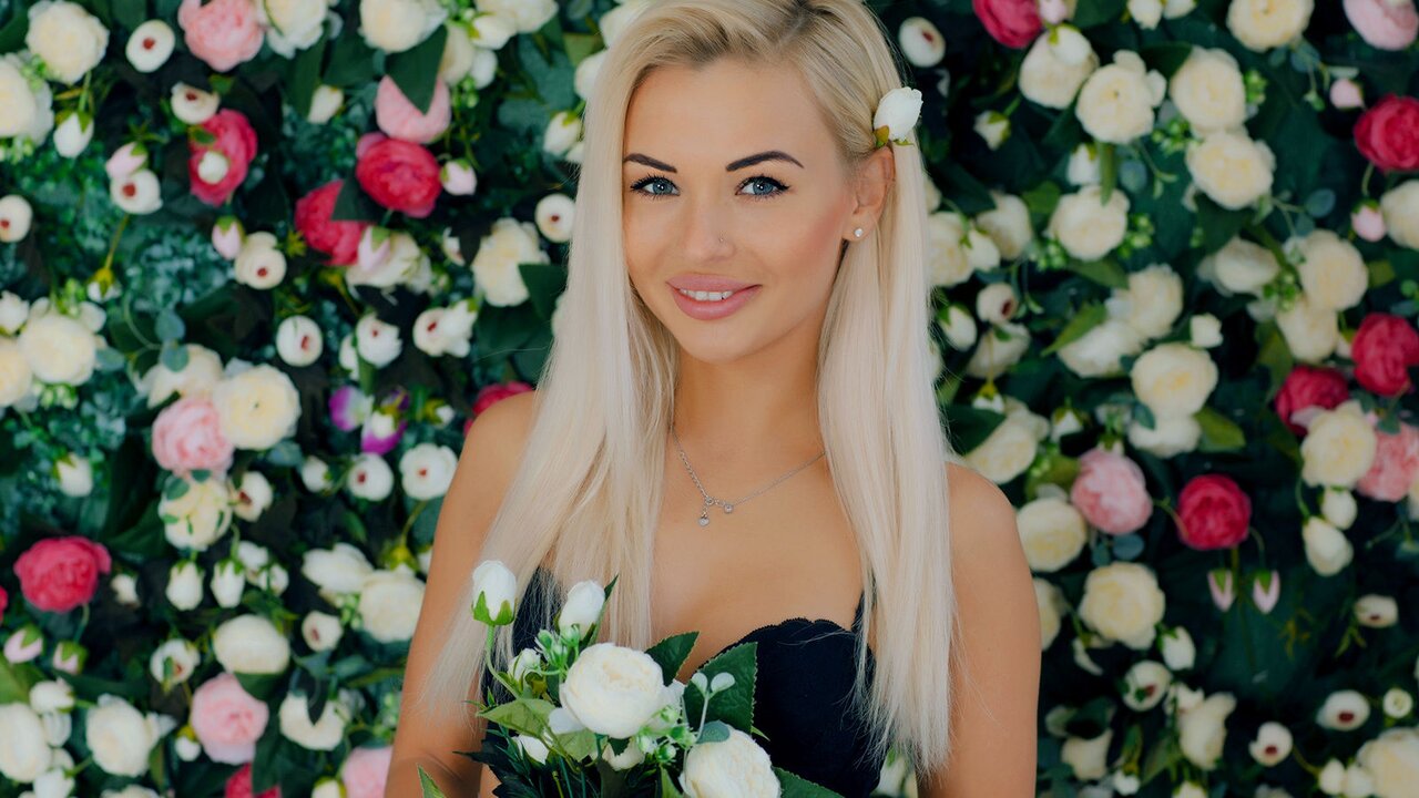 AlexaLUVE's Webcam Recorded