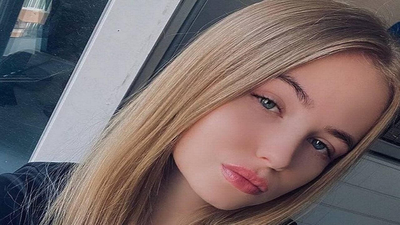 AlexsandraReed's Webcam Recorded