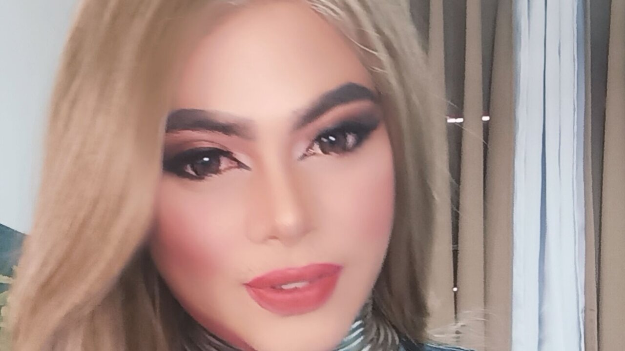 AlisonRousey's Webcam Recorded