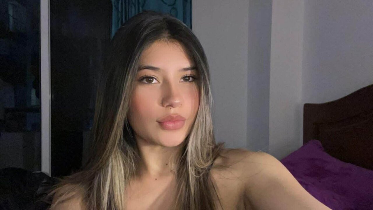 AmberColumbia's Webcam Recorded