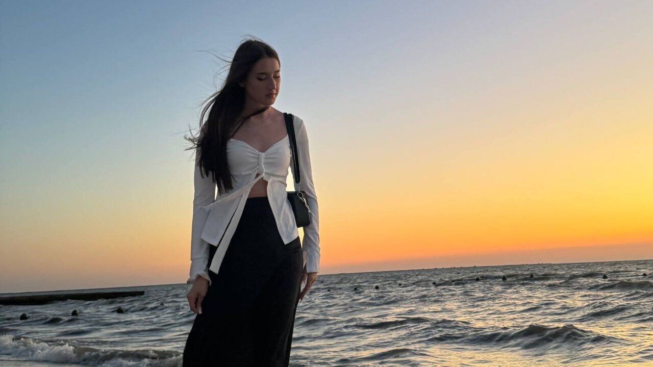 AngieMcculloh's Webcam Recorded