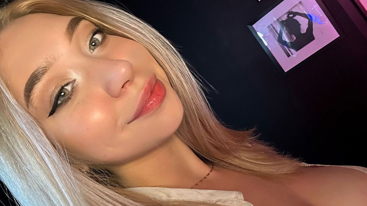 AnnabelleTaft's Webcam Recorded