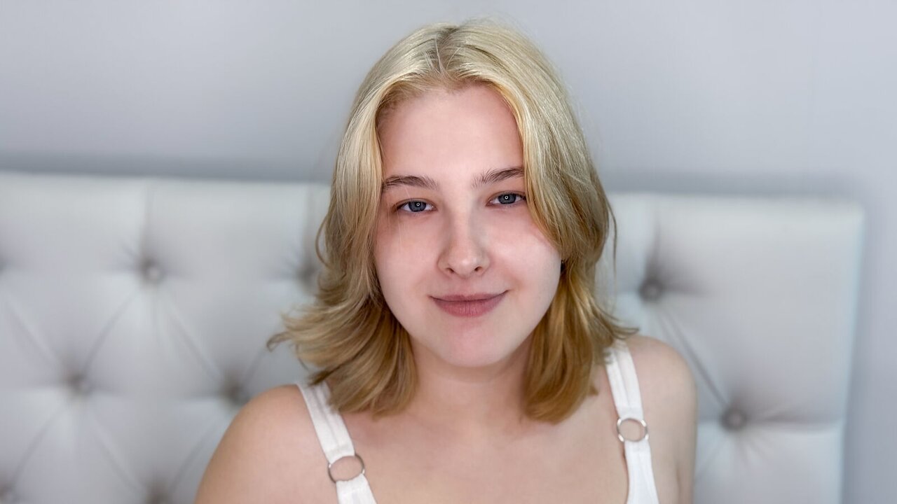 AshleyHarris's Webcam Recorded