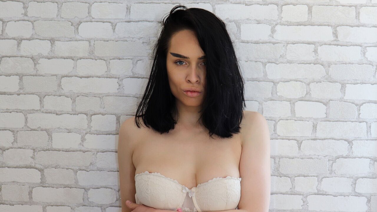 AvrilRivas's Webcam Recorded