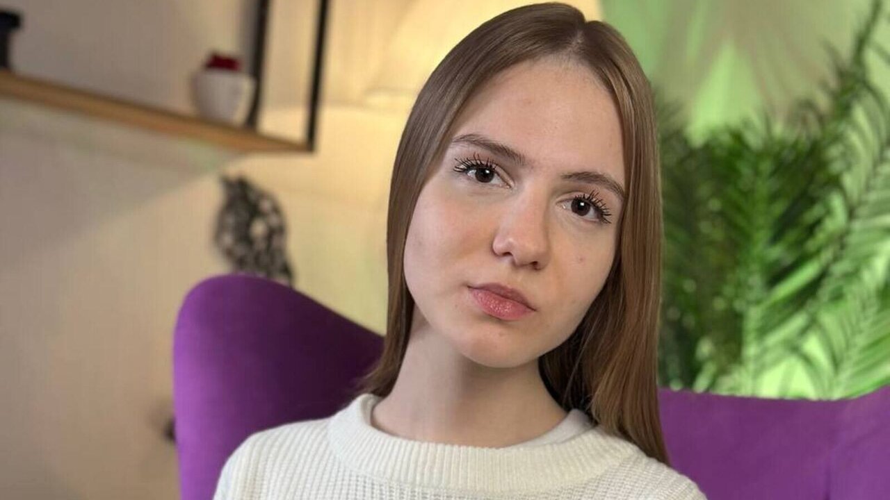 BillieDeangeles's Webcam Recorded