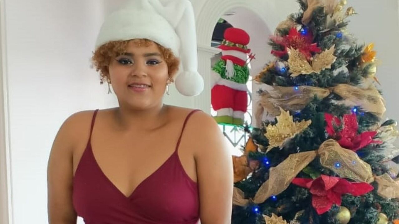 BrendaCruse's Webcam Recorded
