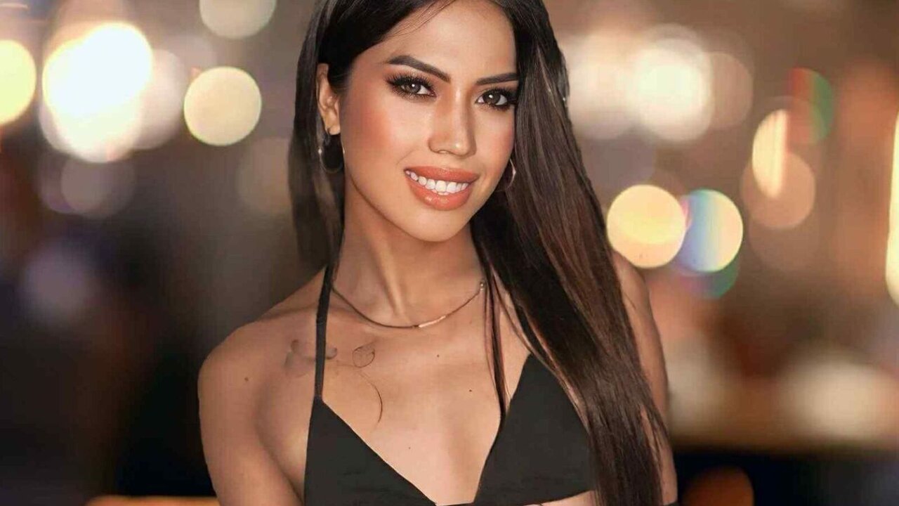 CapriceDiva's Webcam Recorded