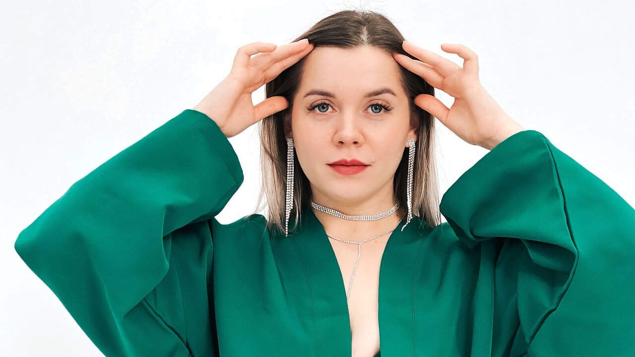 CharlotteLauder's Webcam Recorded