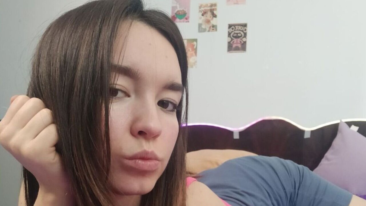 CleoTwilight's Webcam Recorded