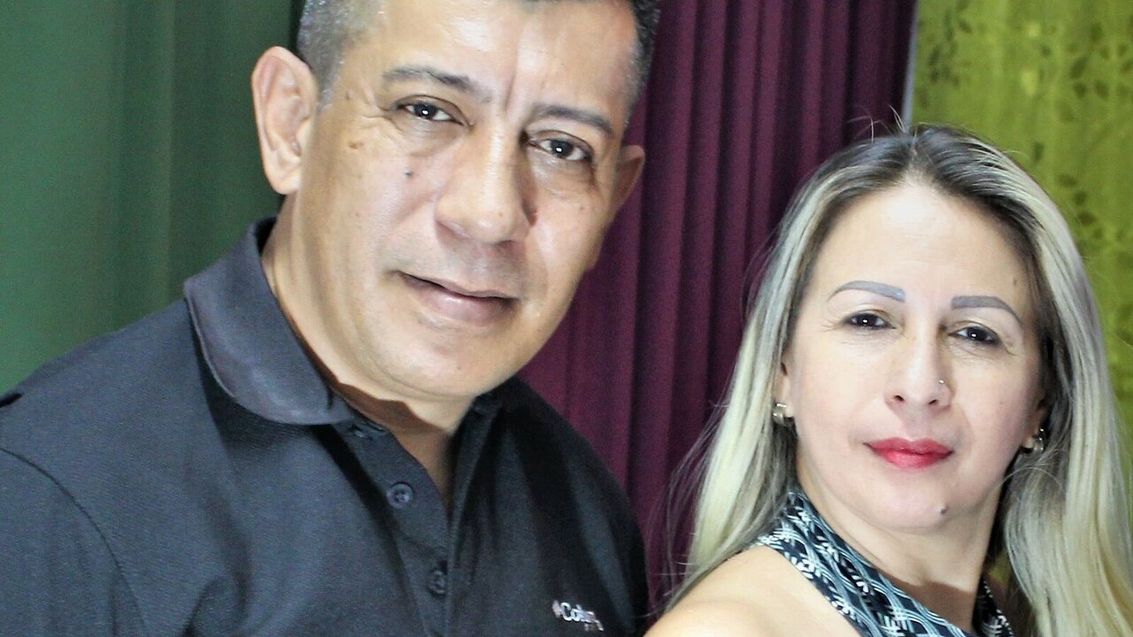 CristyAndDarwin's Webcam Recorded