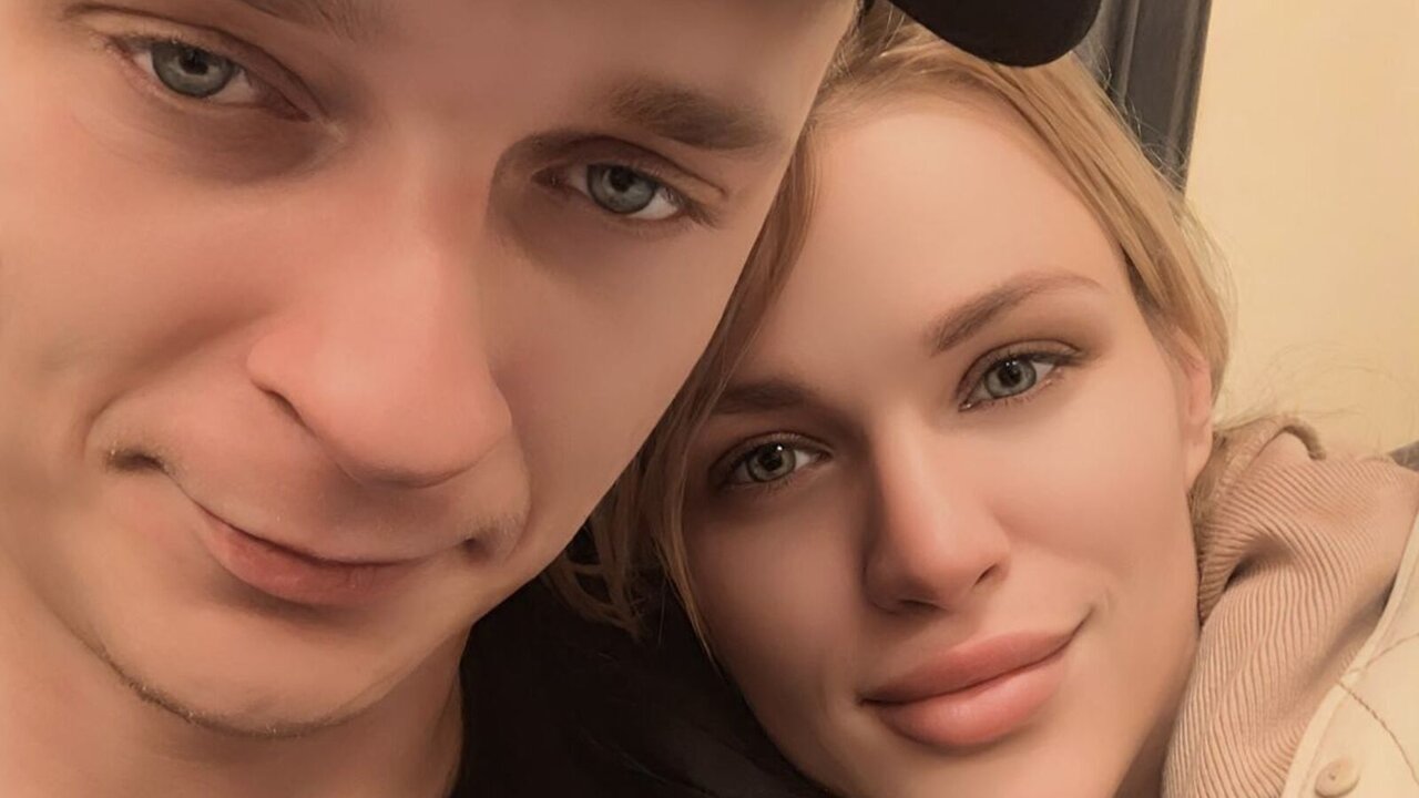 DinaDjake's Webcam Recorded