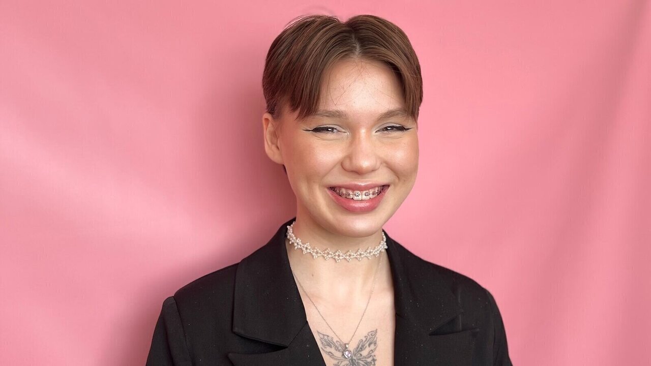 EarleneFitch's Webcam Recorded