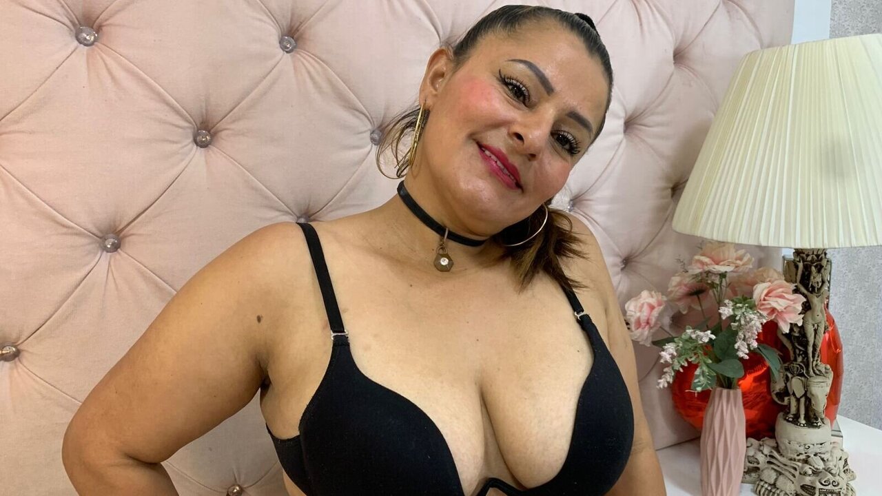 ErikaMurino's Webcam Recorded