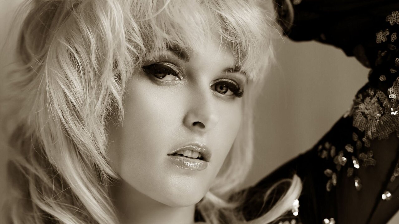 HotNatalieHot's Webcam Recorded