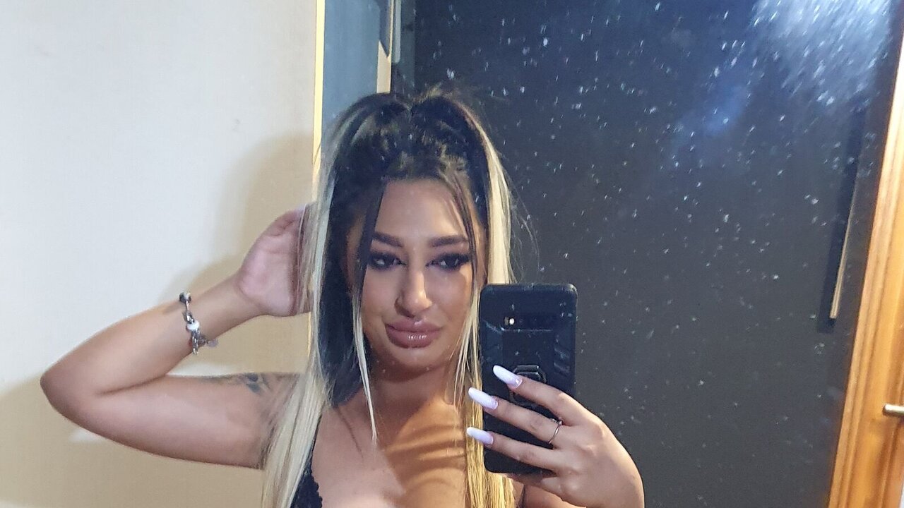 LadyRuxi's Webcam Recorded