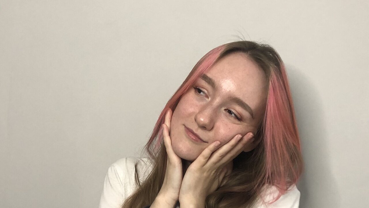 LauraWeaver's Webcam Recorded