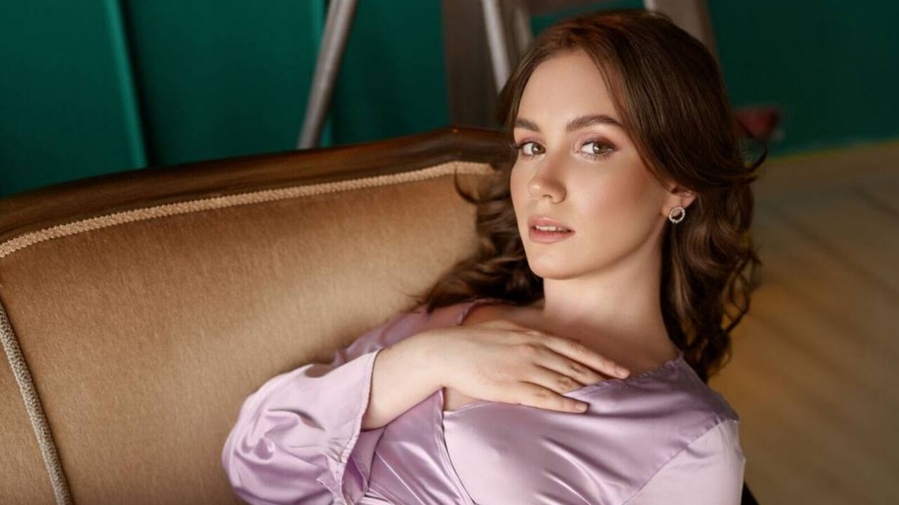 LianaBlackwood's Webcam Recorded