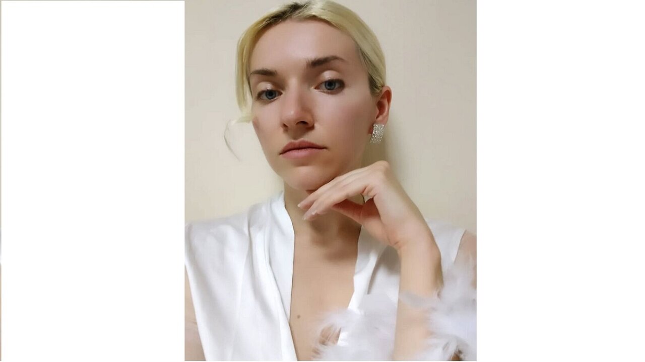 LuciaMartorell's Webcam Recorded