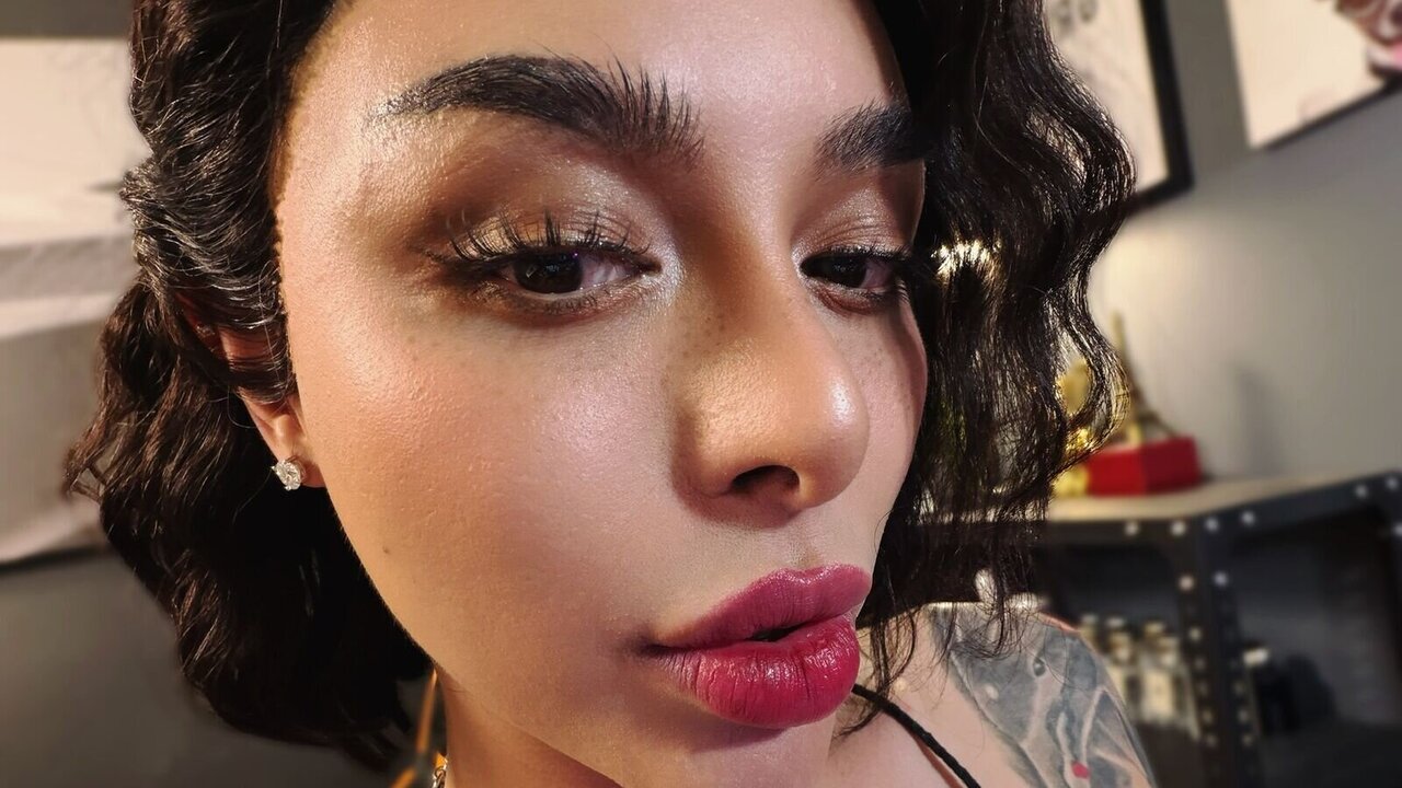 LunaRoyale's Webcam Recorded