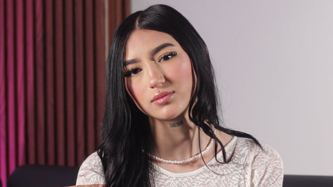 MiaFerreira's Webcam Recorded