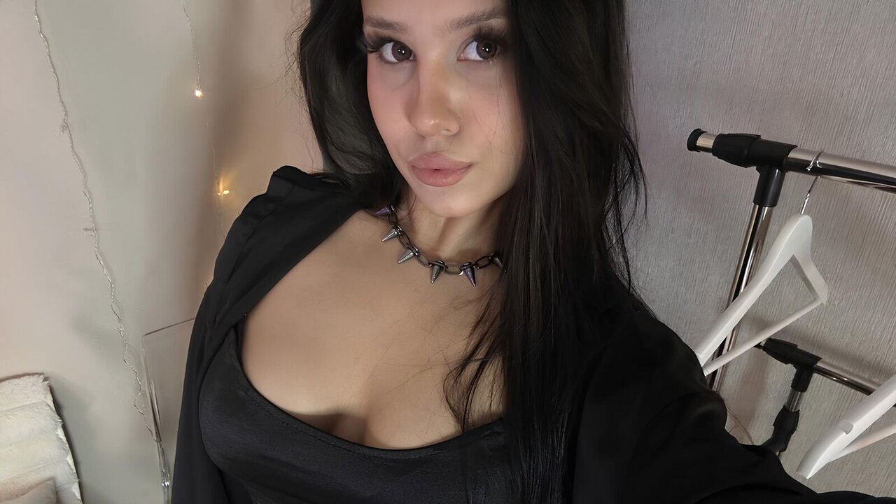 NicoleParshikova's Webcam Recorded