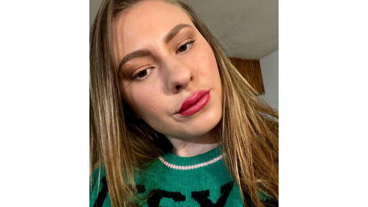 OrabellaRaven's Webcam Recorded