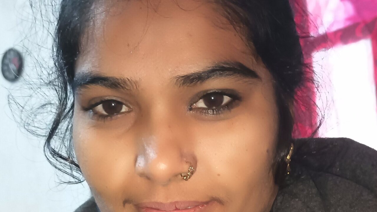 RaziyaShultan's Webcam Recorded