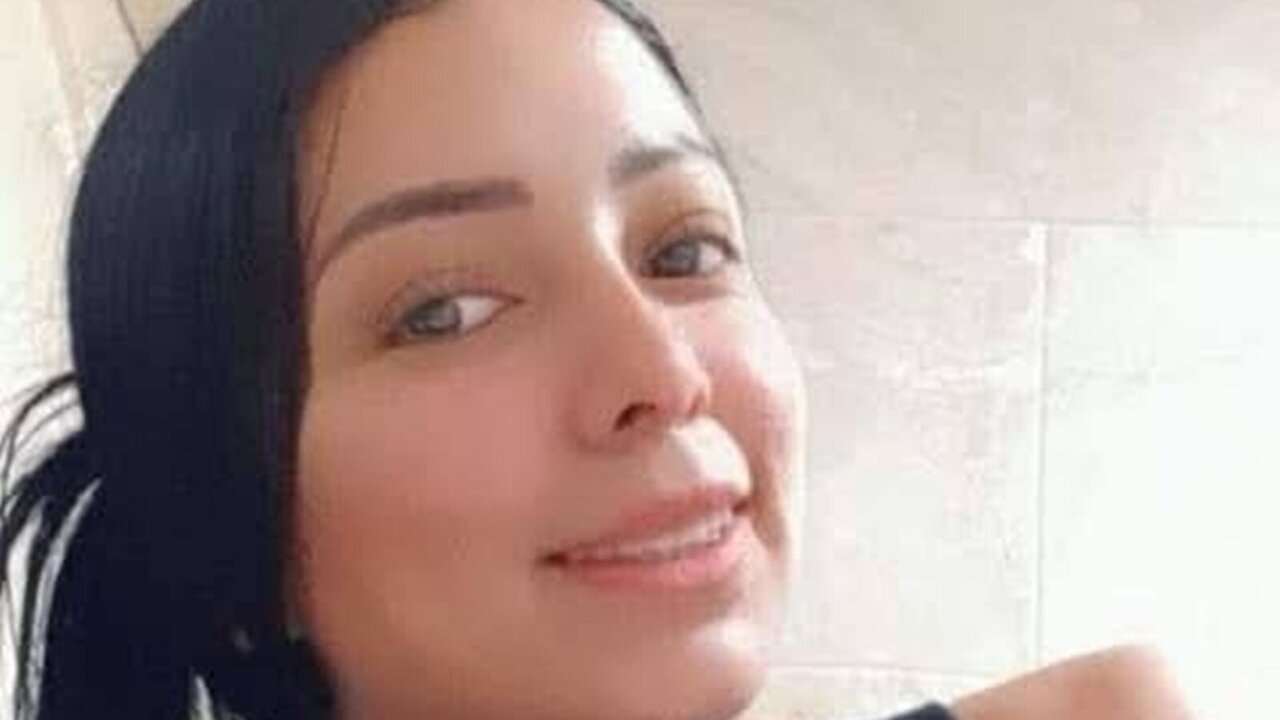 SaraWhalker's Webcam Recorded