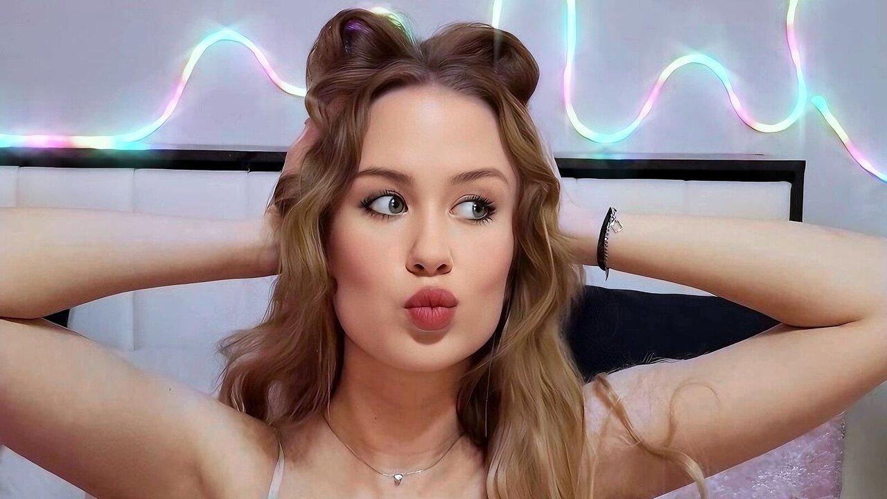 SashaGill's Webcam Recorded