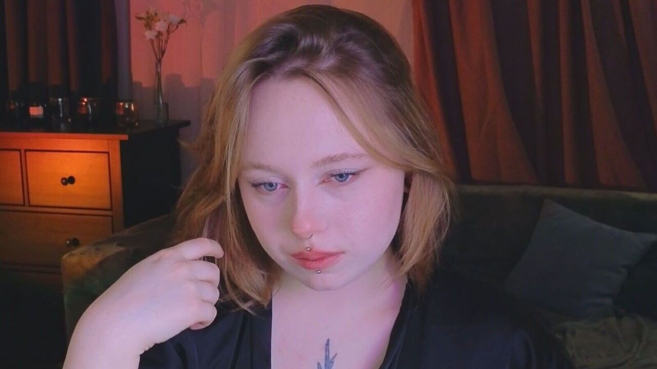 SelenaArmande's Webcam Recorded