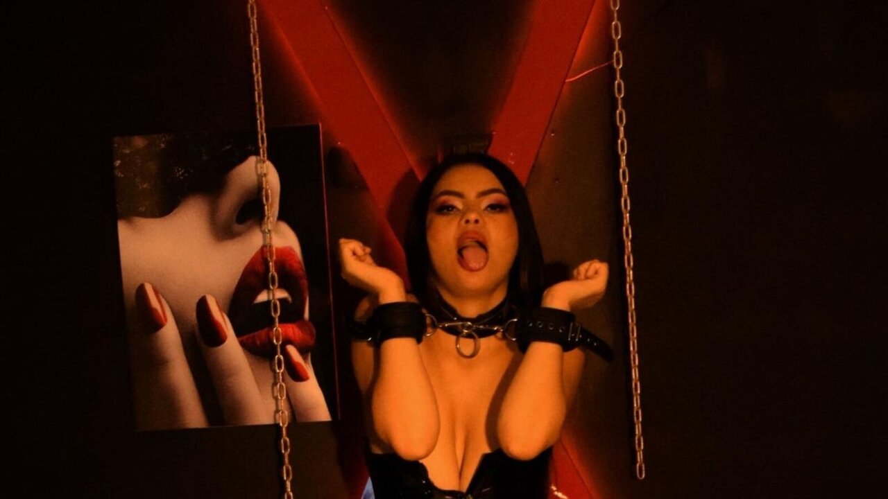 ToriMartin's Webcam Recorded