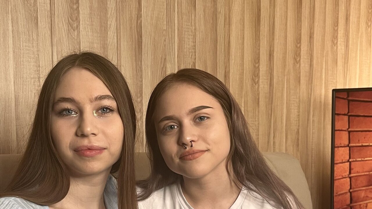 VeronikaAndFlavi's Webcam Recorded