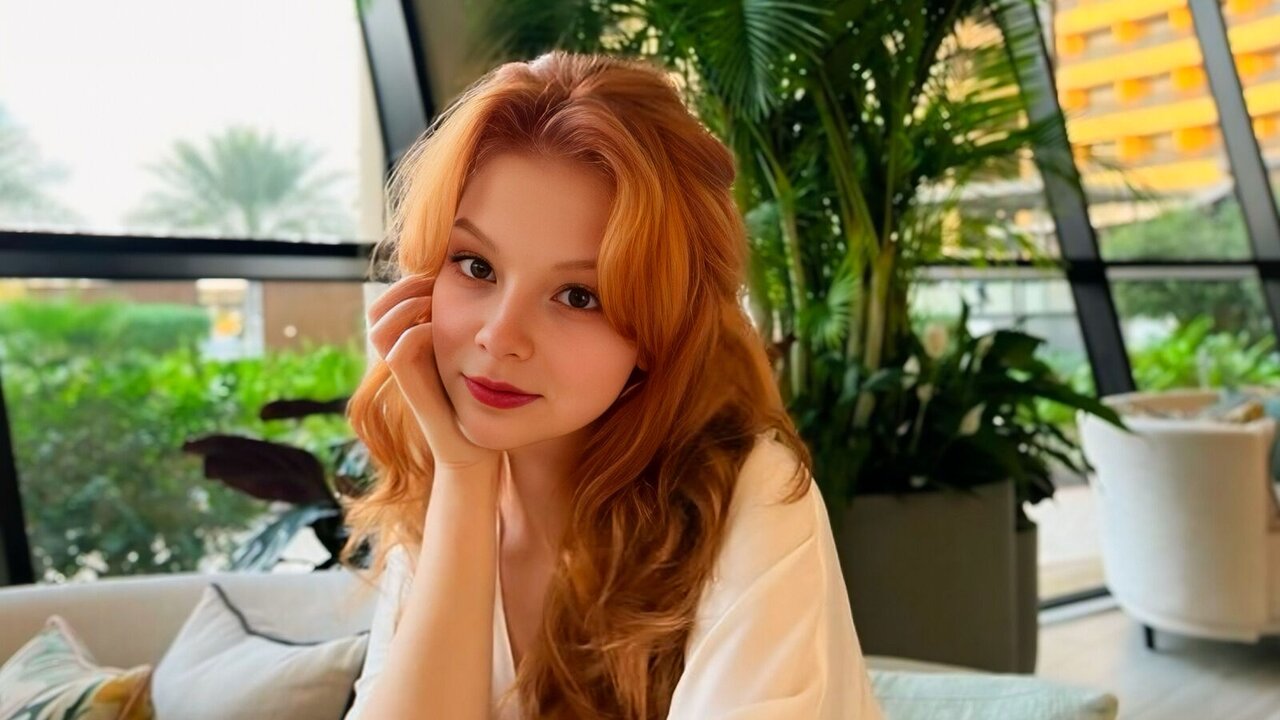 ViolaVansi's Webcam Recorded