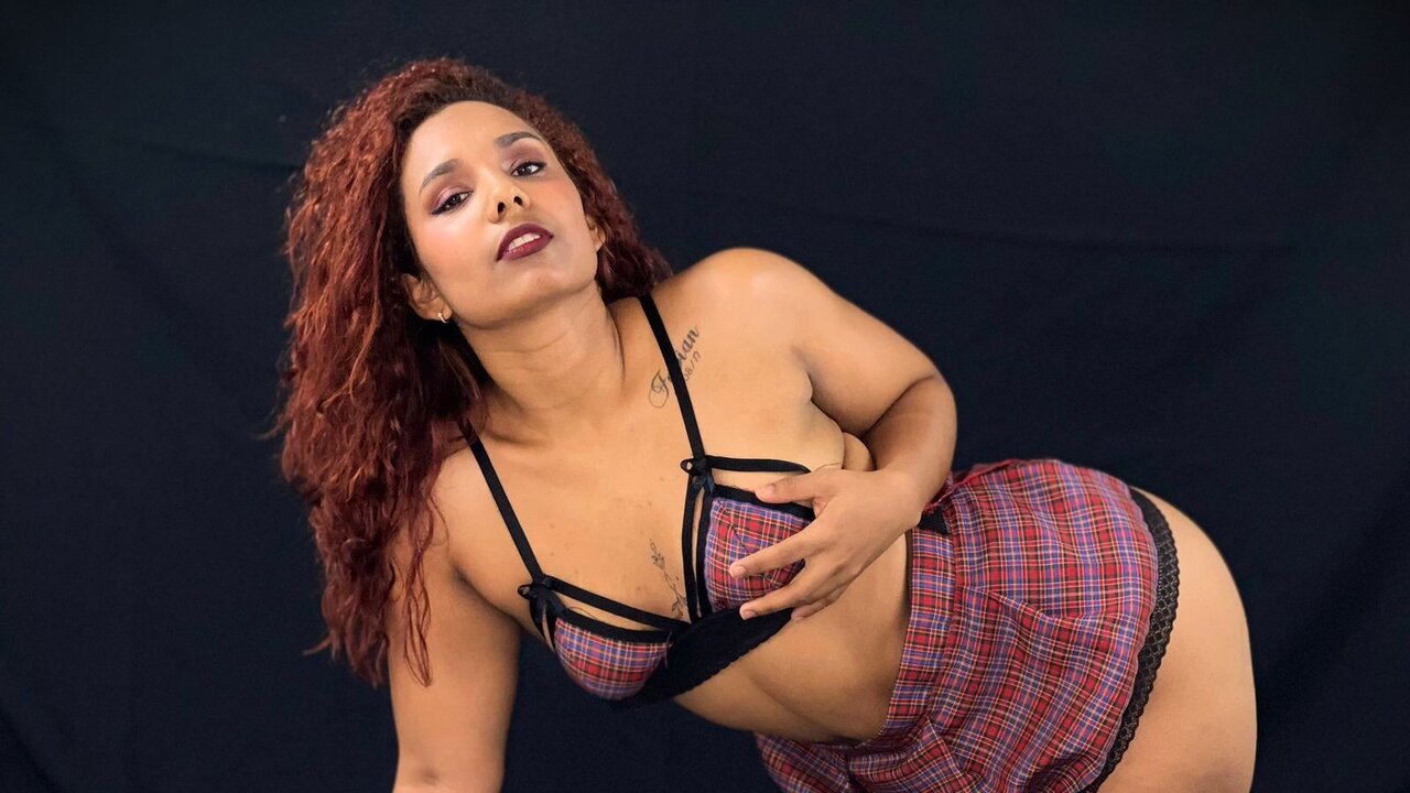 ZoeCinnamon's Webcam Recorded